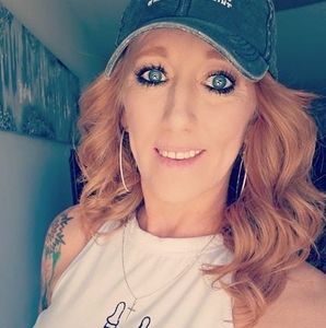 Meet your Posher, Kara